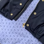 feroz-chaqueta-impermeable-azul-con-bolsillo-guardafacil